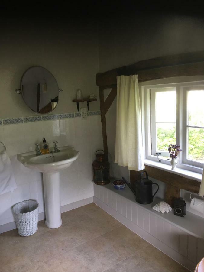 Bumble Cottage B&B Stradbroke 外观 照片